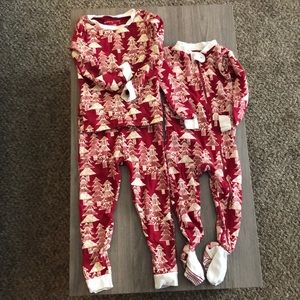 Burt’s Bees Christmas Pajama set!